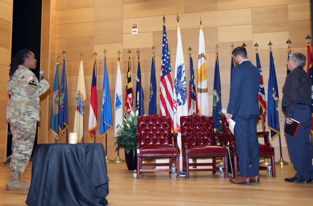 A Soldier sings the National Anthem at a Holocaust Day of Remembrance event hosted by Program Executive Office Intelligence, Electronic Warfare and Sensors at the C5ISR Campus on Aberdeen Proving Ground, Maryland. (U.S. Army photo by Brian Cooper)