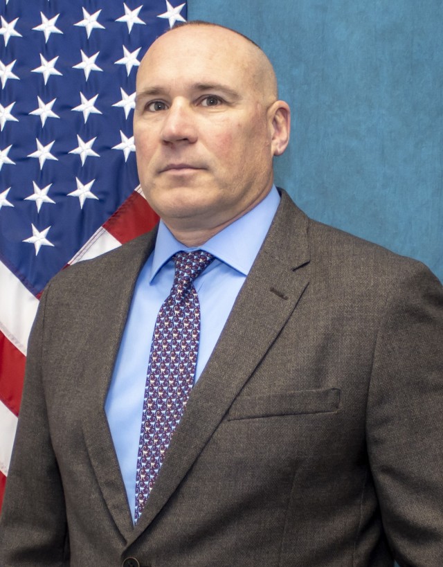 Darin Hendricks received the C5ISR Top 10 for his role as the lead logistician for the Terrestrial Layer System (TLS) Manpack program. (Photo Credit: PEO IEW&S)